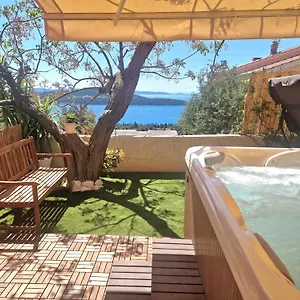 Elza , Trogir Chorwacja