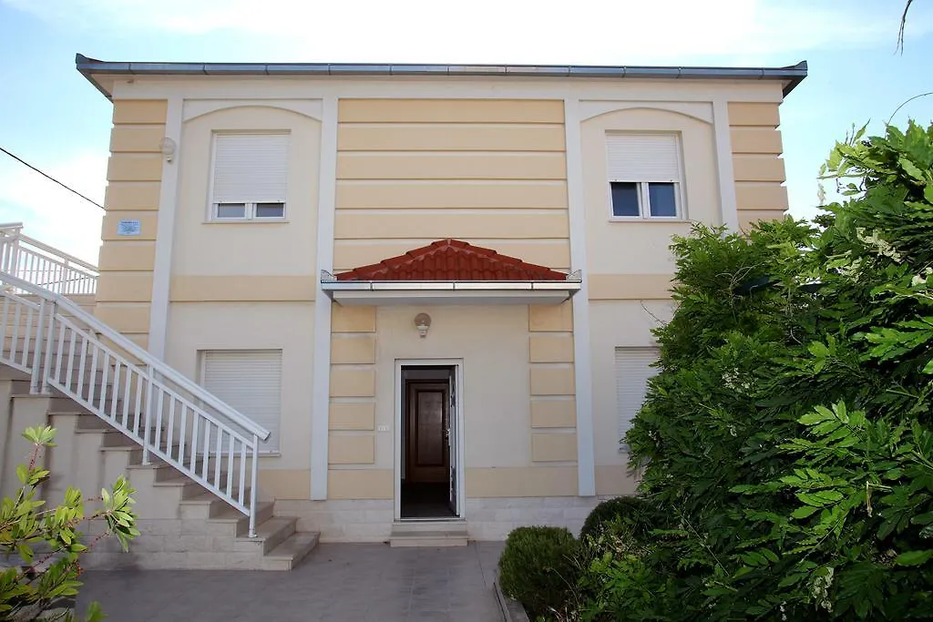 Villa In Seget Trogir Appartement